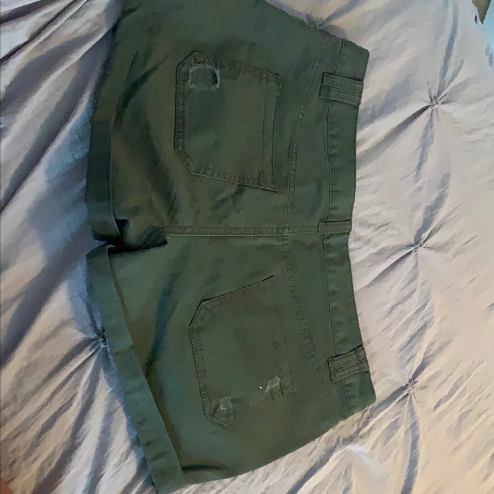 Mid Rise Short - Picture 2 of 3